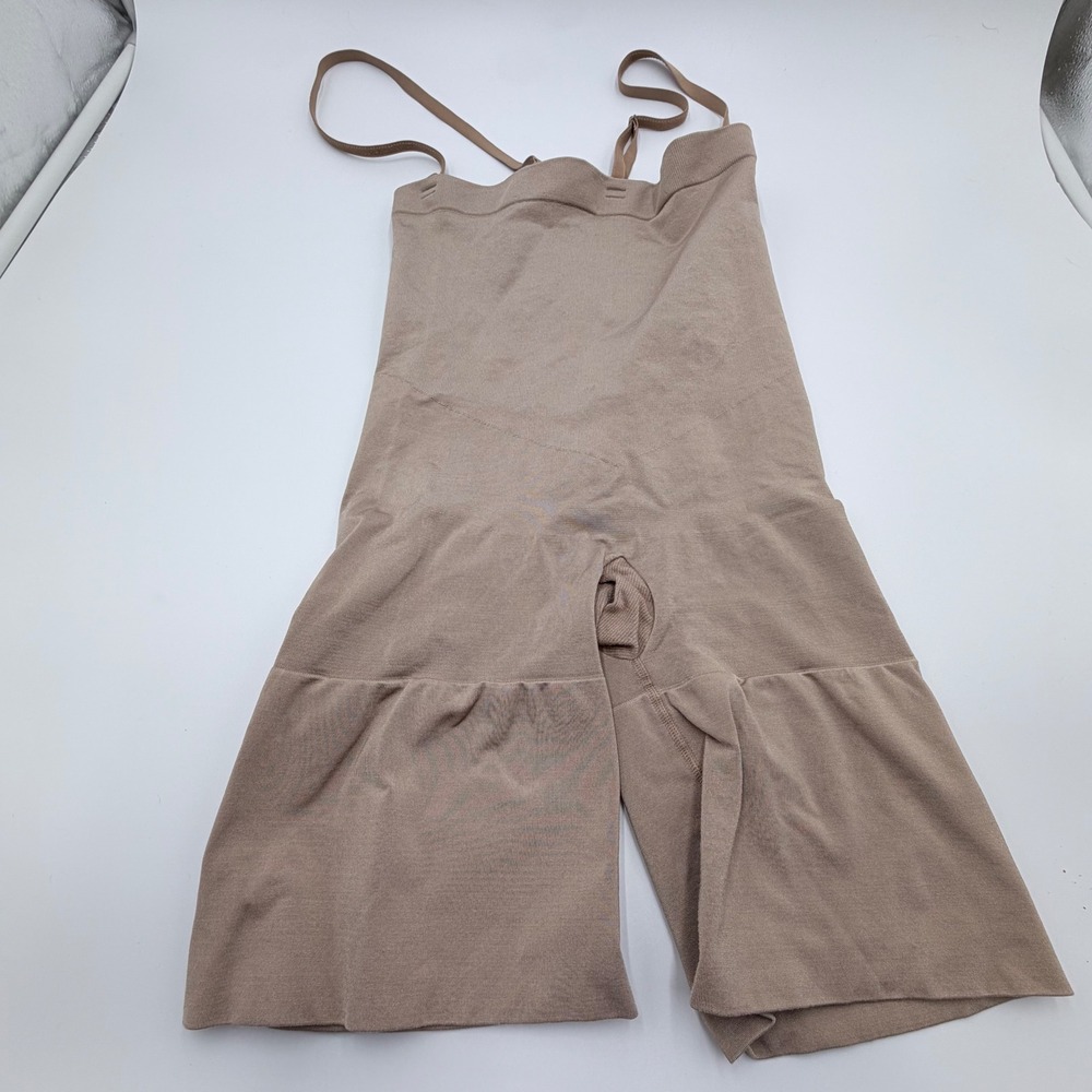 Spanx by Sara‎ Blakely High Waisted Mid Thigh Shapewear Tan Nude XL